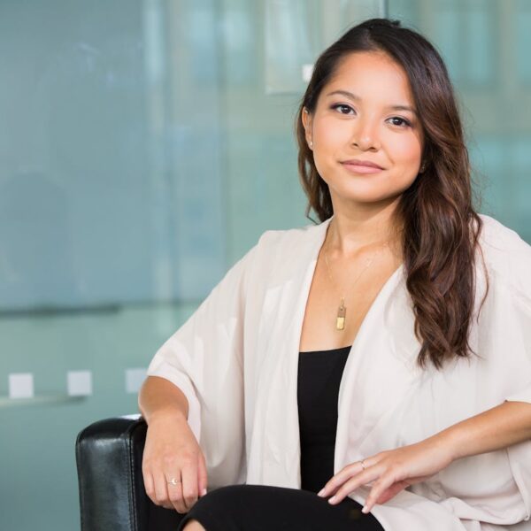 pexels-divinetechygirl-1181690